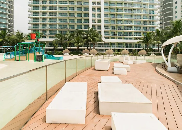 Azure Hideaway Pad Aparthotel